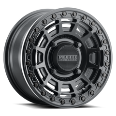 Method MR415 Beadlock 15x7 / 5+2/38mm Offset / 4x136 / 106mm CB Matte Black Wheel - Gloss Black Ring MR415570471052B